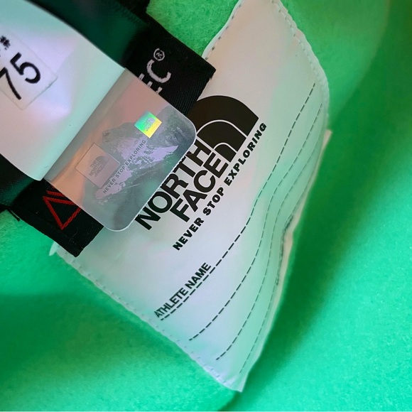 The North Face Baby Denali One-Piece Set With Mittens And Booties - Picture 7 of 10